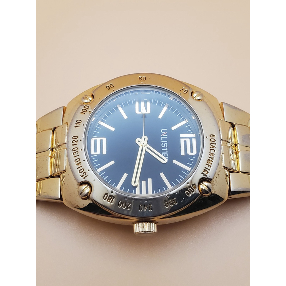 Mens Watch - Picture 10 of 12